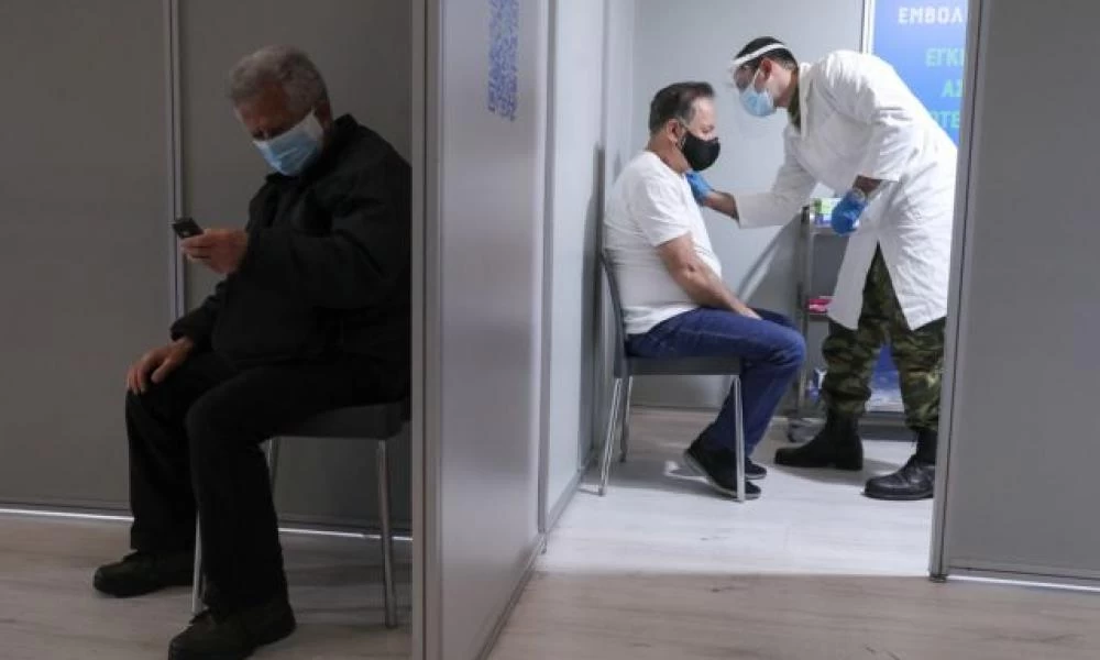 "Πράσινο φως" στο Εμβόλιο AstraZeneca από την Εθνική Επιτροπή Εμβολιασμών